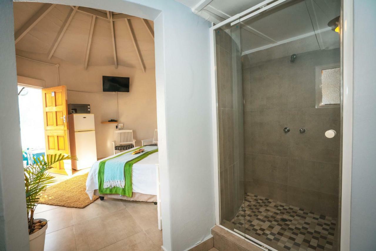 אומדלוטי Surf Motel מראה חיצוני תמונה