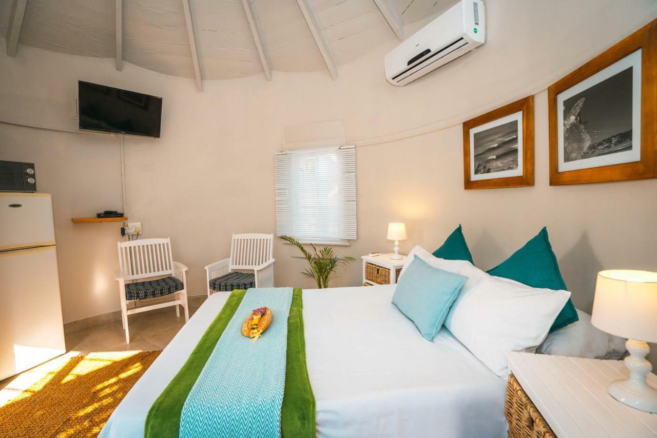 אומדלוטי Surf Motel מראה חיצוני תמונה